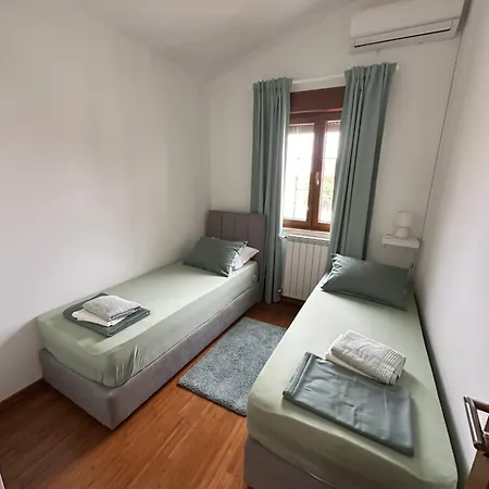 Holiday home Casa Olivia *
