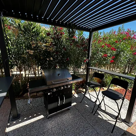 Holiday home Casa Olivia Valbandon