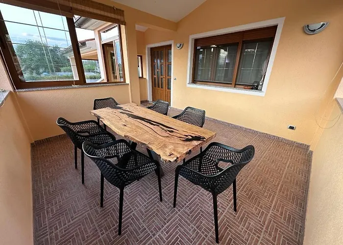 Casa Olivia
